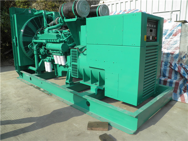 雅安发电车出租-柴油发电机散热器怎样散热