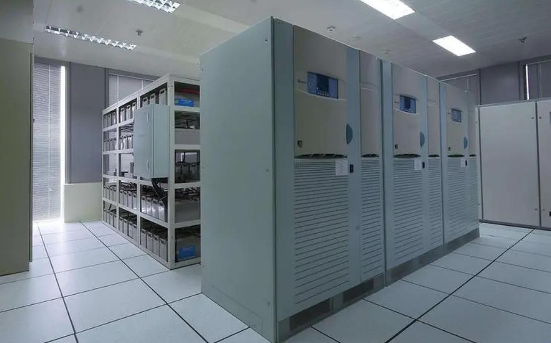 雅安发电机自启装置的价格大概是多少？