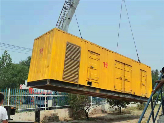 雅安300KW柴油发电机组油耗是多少？