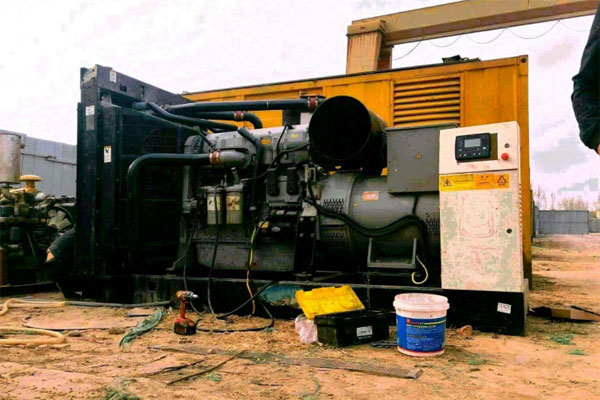 雅安柴油发电机组都有哪几种电压规格？