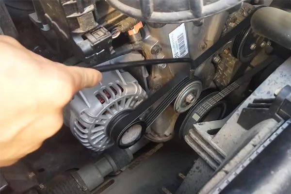 雅安转速传感器的工作原理是什么？