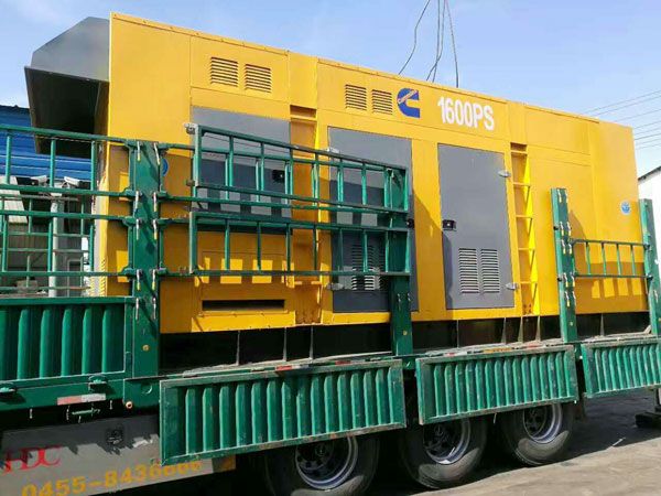 雅安测量水冷式机油散热器密封件尺寸时的注意事项有哪些？