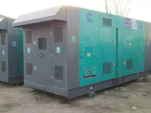 雅安合同中关于工期延误的责任如何界定和处理？